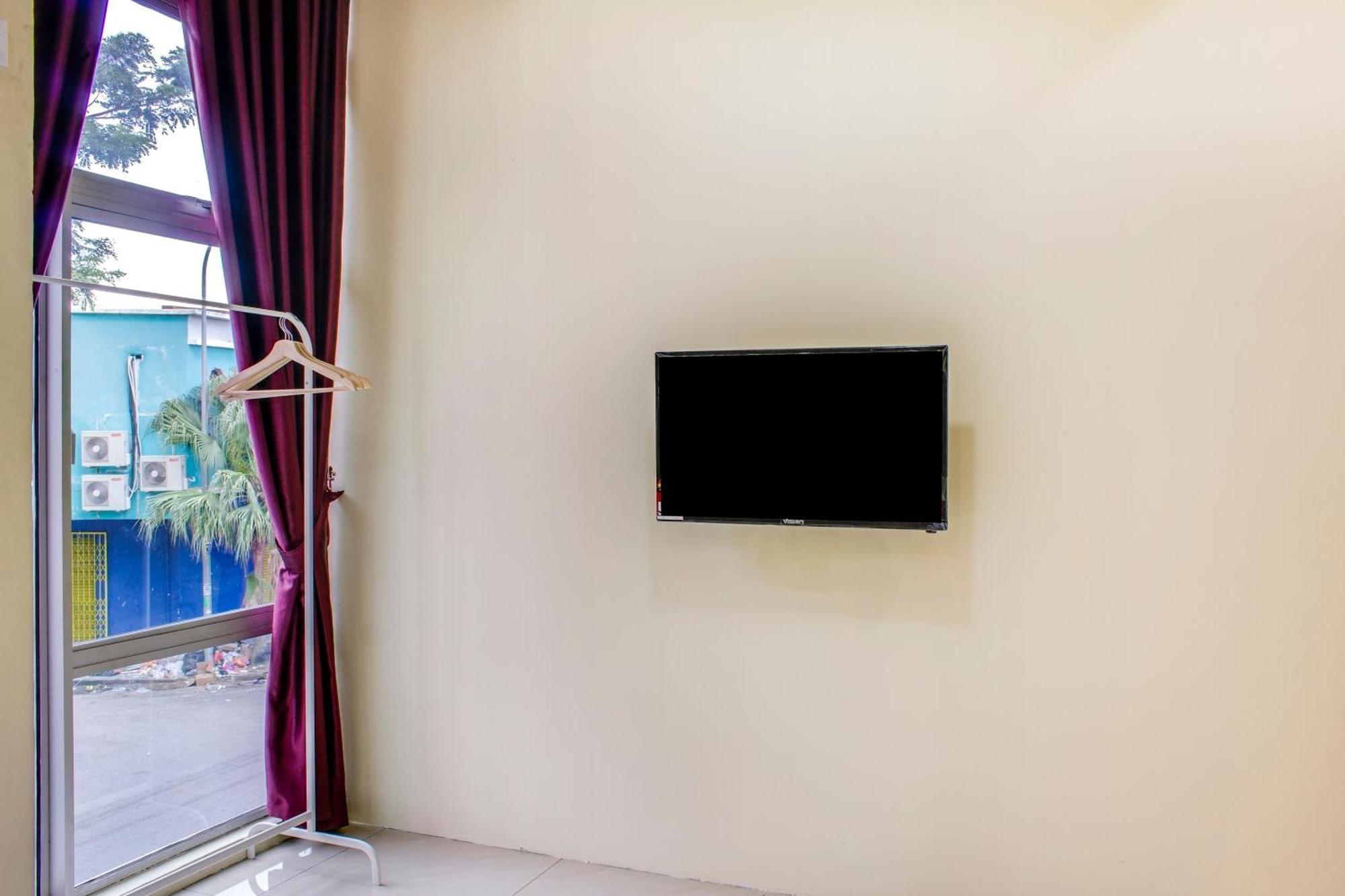 โอโย 90090 โรสลิน อินน์ 2 ปาเซอร์กูดัง ภายนอก รูปภาพ